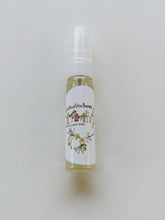 Load image into Gallery viewer, Suikazura (June-August 2020). Aged Pink and Yellow Honeysuckle Enfleurage Extrait. Organic honeysuckle perfume. Biodynamic