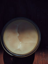 Load image into Gallery viewer, Borneo Camphor Soliflore. natural perfume. Single note Dryobalanops aromatica scent. In house extractions of Borneo camphor. September 2024