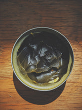 Load image into Gallery viewer, Spice. soliflore. botanical perfume. Clove, cardamom, saffron, Borneo camphor, Ceylon cinnamon, star anise, caraway, cumin, nutmeg, black pepper. An incomparable layering mate. September 2024