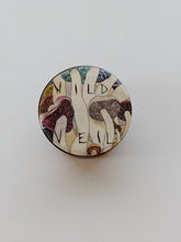 Load image into Gallery viewer, Freyja. enfleurage perfume. winter musk and flowers. woodland ointment. September 2022