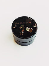 Load image into Gallery viewer, Spicy. Natural perfume fixative by Wild Veil. Spicy base notes.