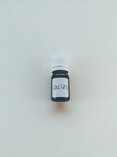 Load image into Gallery viewer, Suikazura (June 2021). Pink and Yellow Honeysuckle Enfleurage Extrait. Organic honeysuckle perfume. Biodynamic