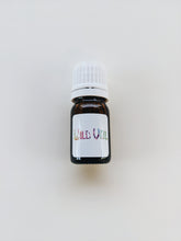 Load image into Gallery viewer, Star. natural tarot perfume. handmade gardenia jasminoides extrait, musk, orris, black figs. February 2023