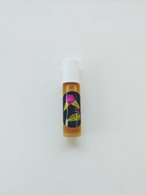 Load image into Gallery viewer, Hothouse. natural perfume. tuberose amber attack of the white floral flesh. July 2023