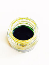 Load image into Gallery viewer, Grass. Natural perfume fixative by Wild Veil. Grassy base notes.