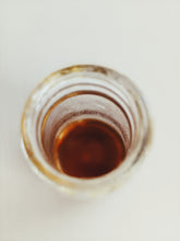 Load image into Gallery viewer, Hive. Natural perfume fixative.