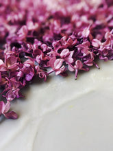 Load image into Gallery viewer, Lilac and Tabacum Leaf Enfleurage.