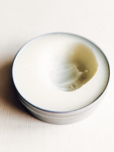 Load image into Gallery viewer, Woods. Natural perfume fixative. Woods base notes.