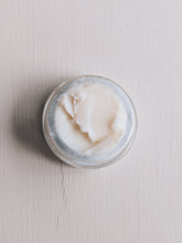 Load image into Gallery viewer, Powdery. Natural perfume fixative.