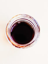 Load image into Gallery viewer, Memphis. natural perfume. musk, skin, spices, agarwood, sandalwood, patchouli. January 2024