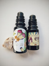 Load image into Gallery viewer, Antigone Outside Thebes. botanical perfume. sororal desert candle, raw grief, rage, exposure. March 2021