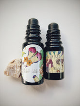 Load image into Gallery viewer, Black Sticky Rice. natural perfume. sweet-salty tropical scent. September 2019