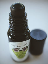 Load image into Gallery viewer, 2020 Hindsight. botanical perfume from long term tinctures. Borneo camphor, dittany of Crete, wild Vermont larch, Soqotra frankincense, Jin Xuan milk oolong, Karoo rock musk, rose damask Vermont, Sarcaucolon mossamedense Namibia. December 2020