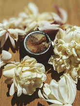 Load image into Gallery viewer, Jasmine Sambac Soliflore. Concentrated Jasminum sambac natural perfume with in house aromatic extracts. Creamy white petals. Golden nectar. Soft tea. Honey. Warm skin. Tropical fruit. June 2026