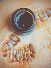 Load image into Gallery viewer, Cantaloupe Absolute | Concentrated Botanical Perfume Extract. Cucumis melo · Honeyed flesh, green rind, melon musk. 2026