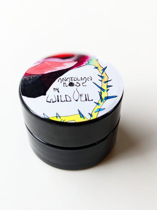 Anatolian Rose soliflore. single note turkish rose scent. solid perfume. February 2023.